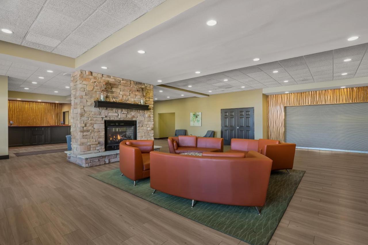 Mainstay Suites Fitchburg - Madison Eksteriør billede