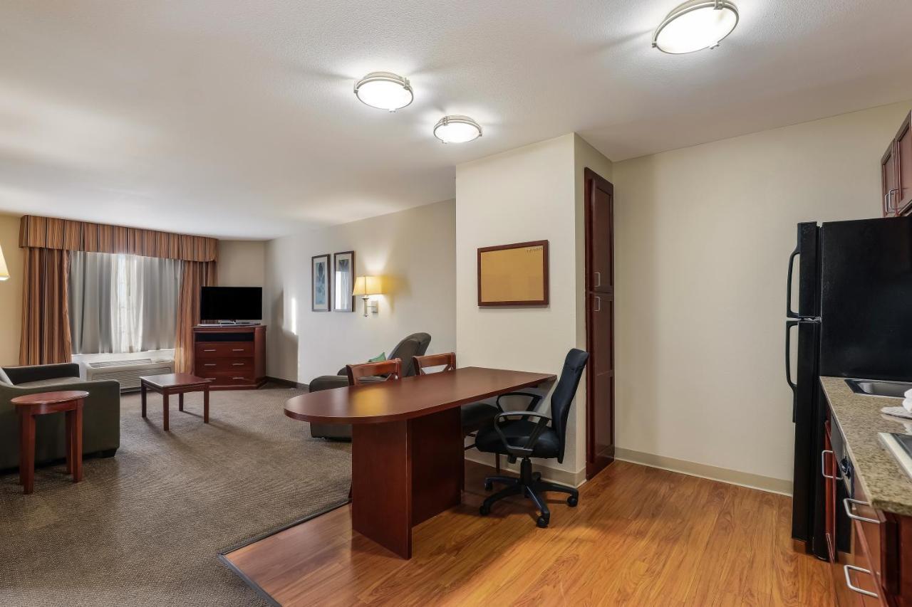 Mainstay Suites Fitchburg - Madison Eksteriør billede