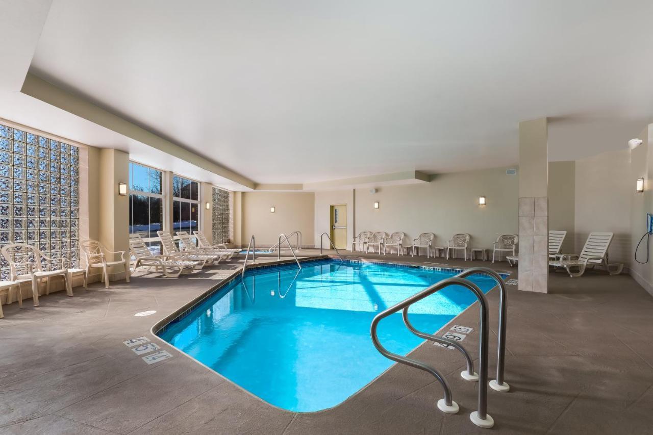 Mainstay Suites Fitchburg - Madison Eksteriør billede