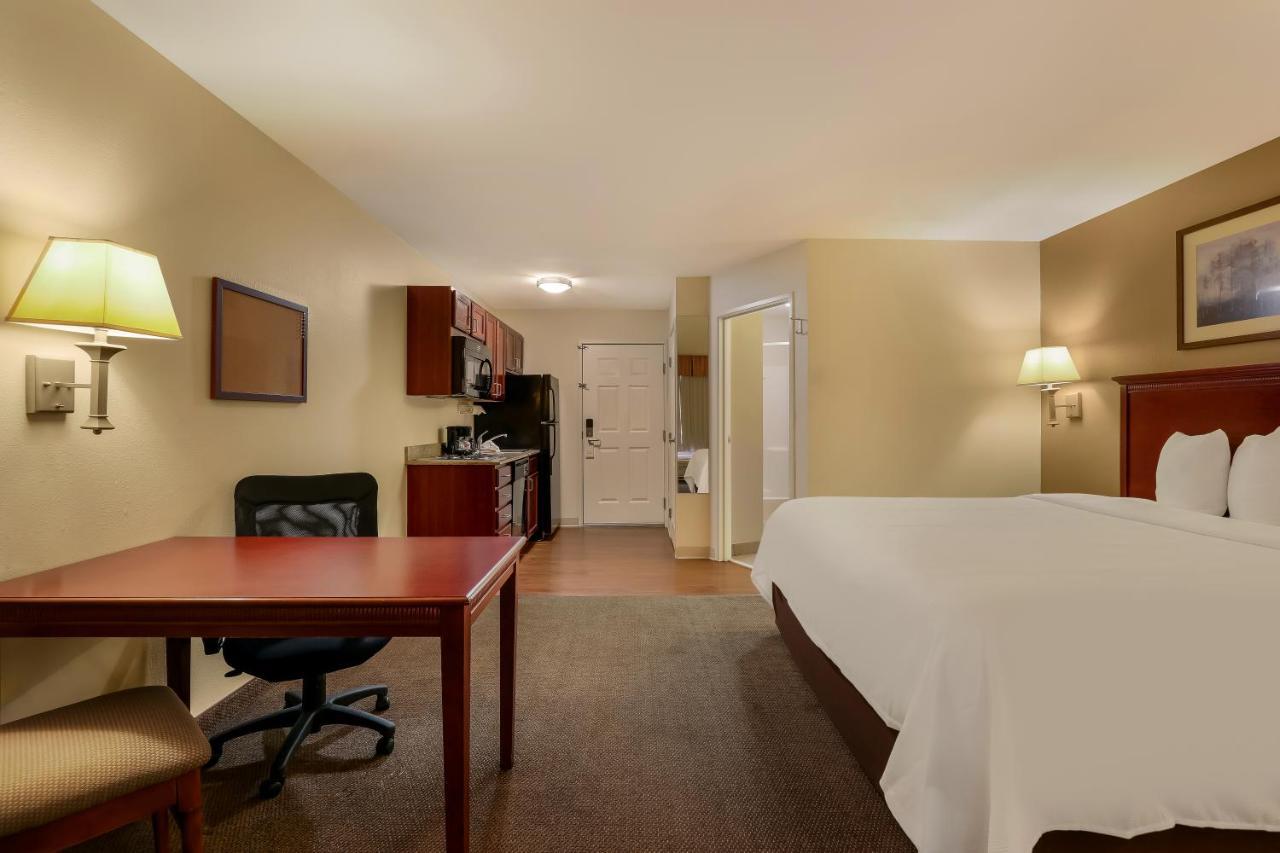 Mainstay Suites Fitchburg - Madison Eksteriør billede