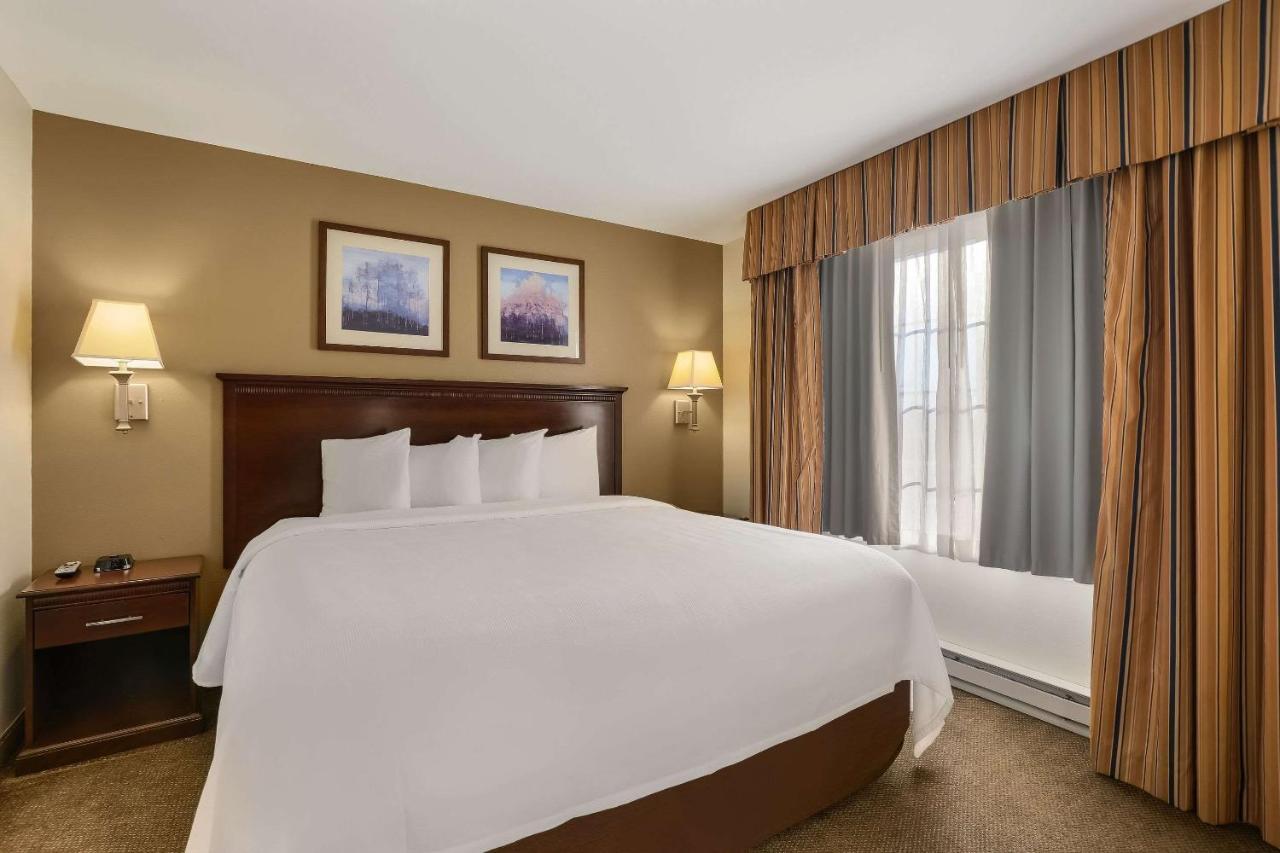 Mainstay Suites Fitchburg - Madison Eksteriør billede