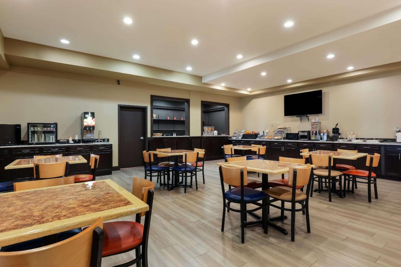 Mainstay Suites Fitchburg - Madison Eksteriør billede