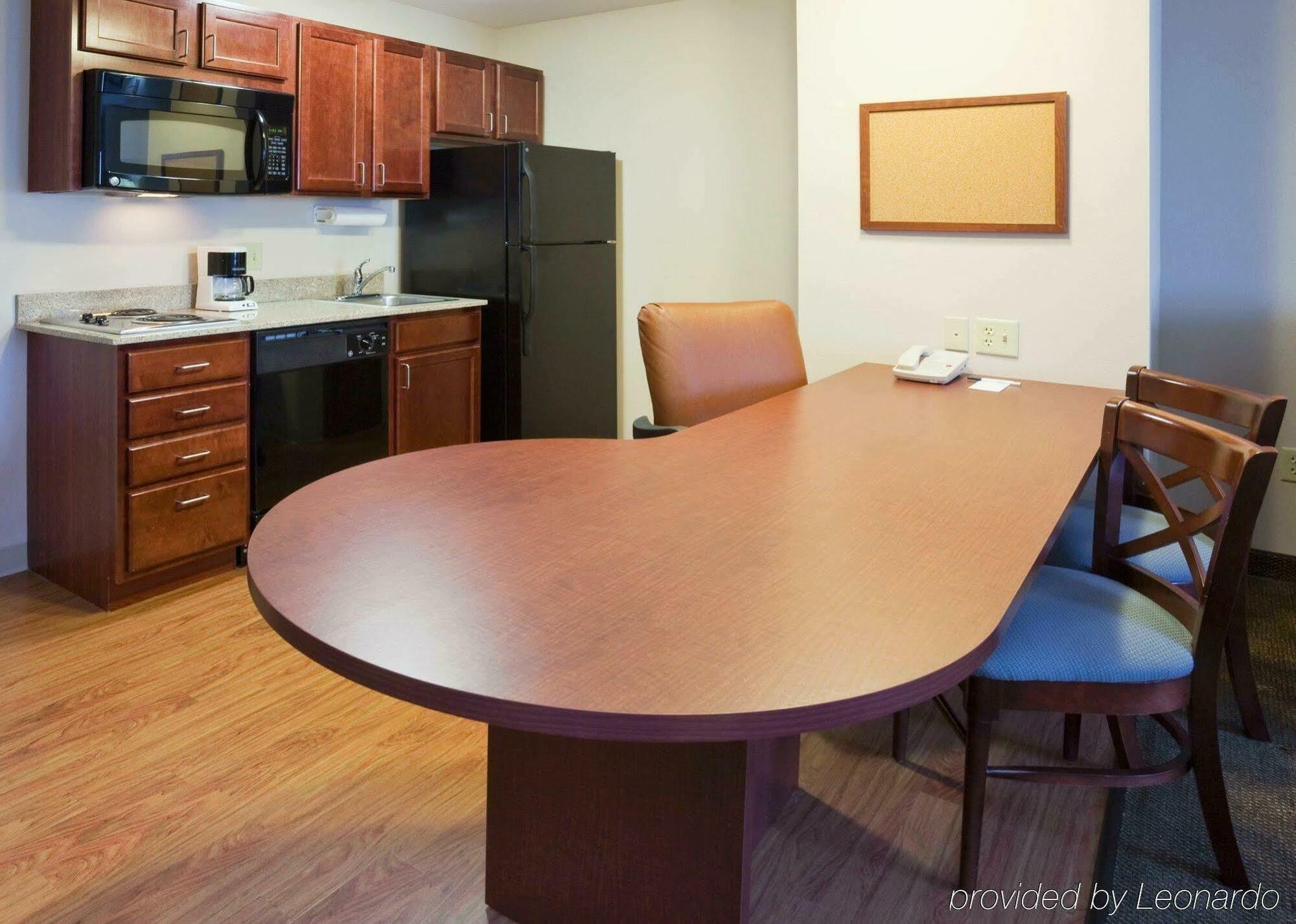 Mainstay Suites Fitchburg - Madison Eksteriør billede