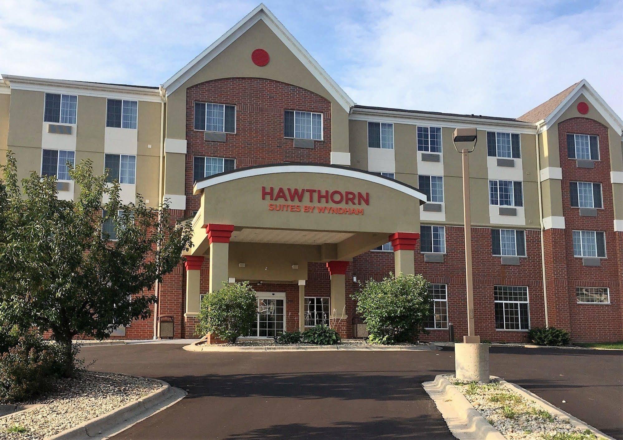 Mainstay Suites Fitchburg - Madison Eksteriør billede